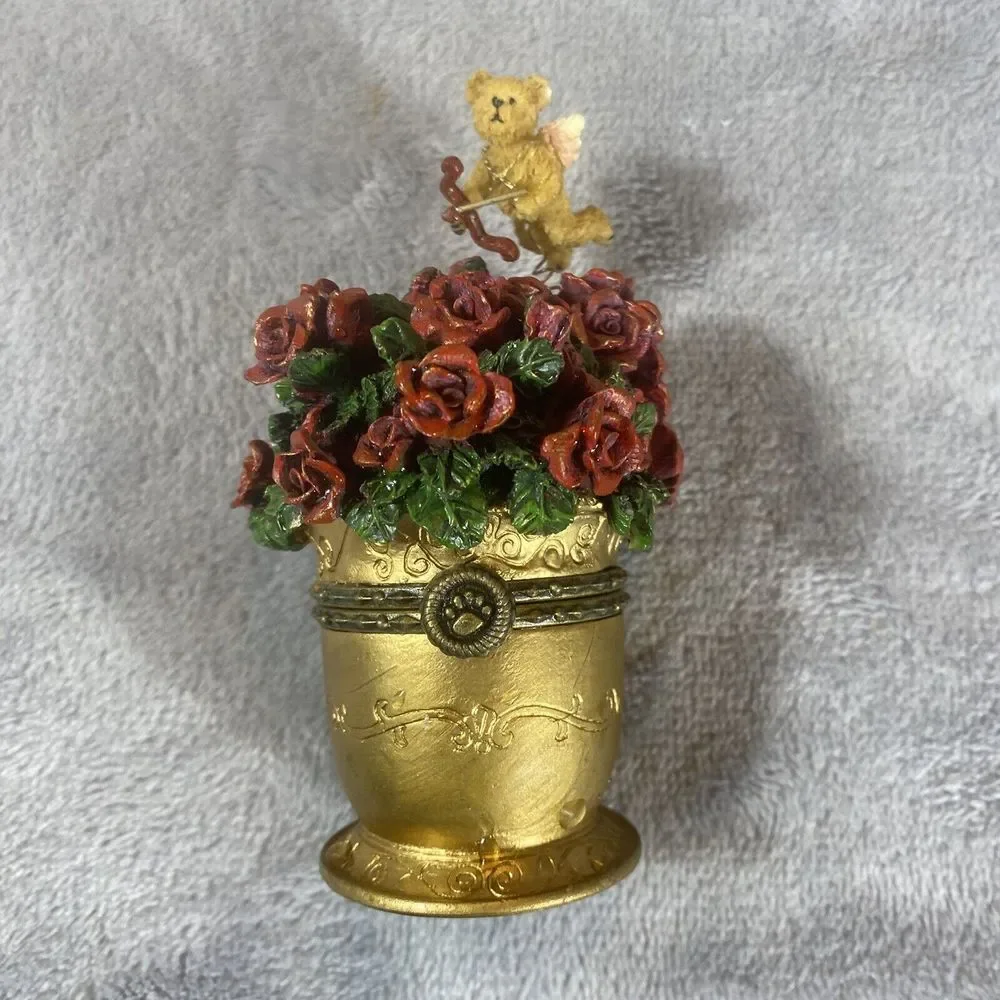 Boyd's Bears Cupids Bouquet w-Petals McNibble Roses Keepsake Box Valentines Gift